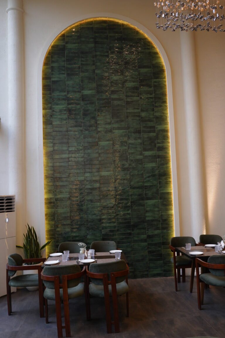 Dining dsc05395